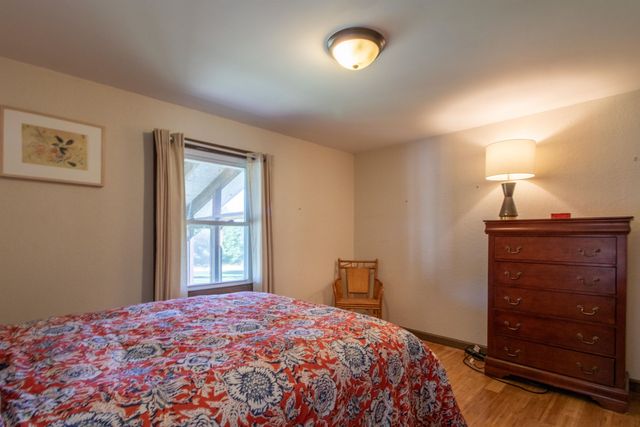 3041 Cross Road, Jay, VT 05859