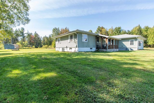 3041 Cross Road, Jay, VT 05859
