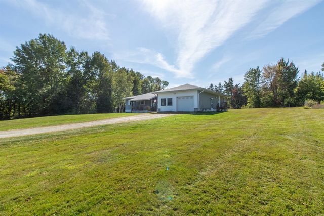 3041 Cross Road, Jay, VT 05859
