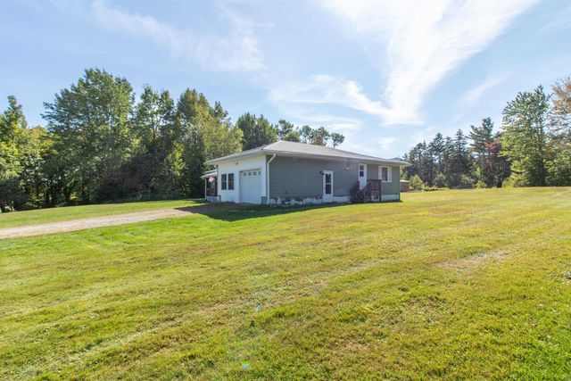 3041 Cross Road, Jay, VT 05859