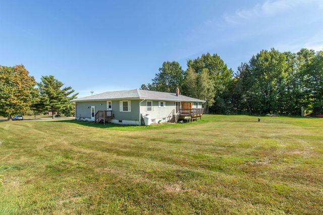 3041 Cross Road, Jay, VT 05859