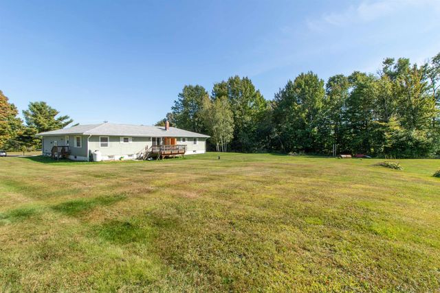 3041 Cross Road, Jay, VT 05859