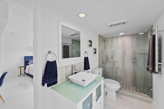 7369 Orangewood Lane 303, Boca Raton, FL 33433