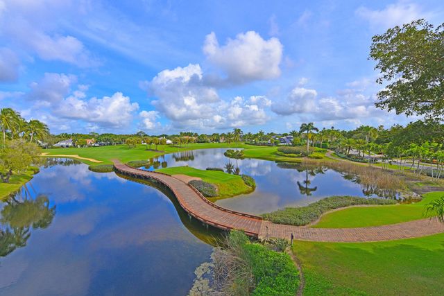 7369 Orangewood Lane 303, Boca Raton, FL 33433