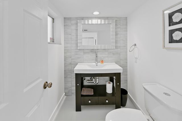 7369 Orangewood Lane 303, Boca Raton, FL 33433