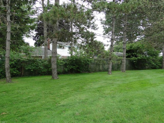 37343 Stonegate Circle, Clinton Twp, MI 48036