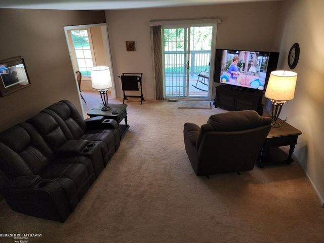 37343 Stonegate Circle, Clinton Twp, MI 48036