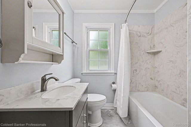 11101 Gold Arbor Road, Plymouth Charter Township, MI 48170