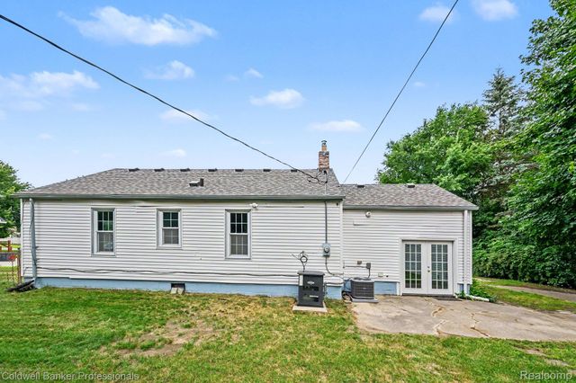 11101 Gold Arbor Road, Plymouth Charter Township, MI 48170