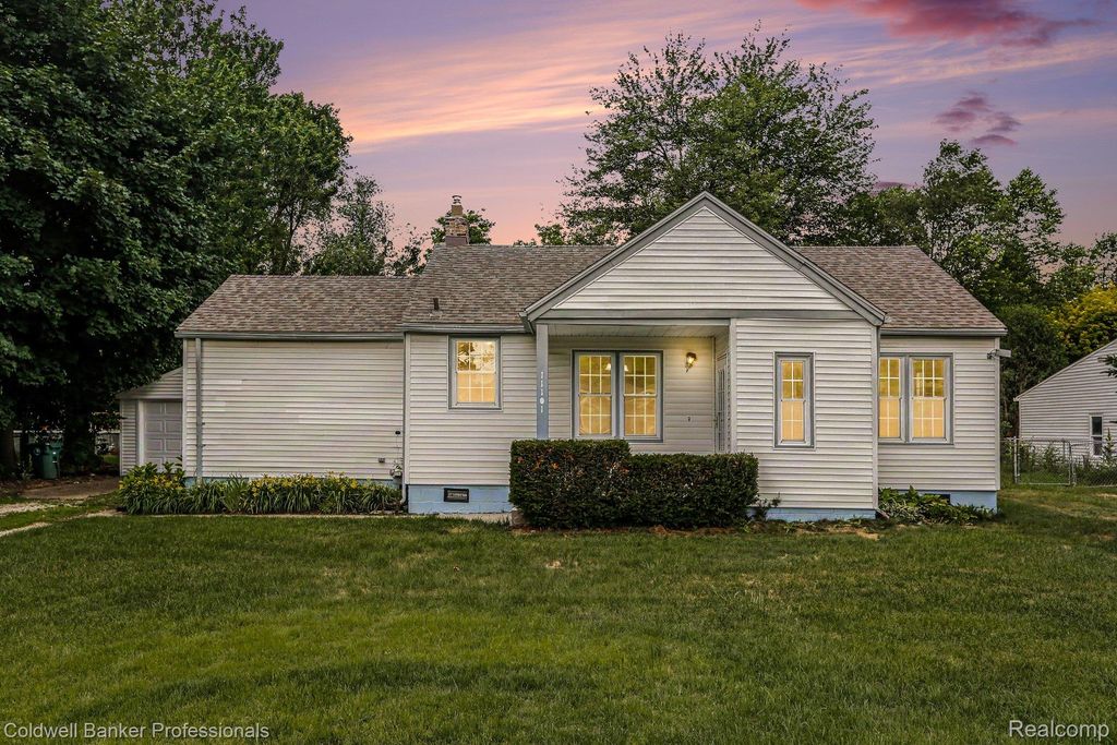 11101 Gold Arbor Road, Plymouth Charter Township, MI 48170