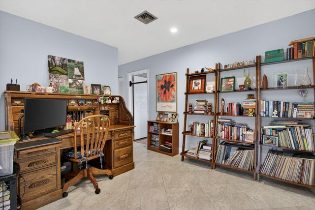 7306 NW 94th Way, Tamarac, FL 33321