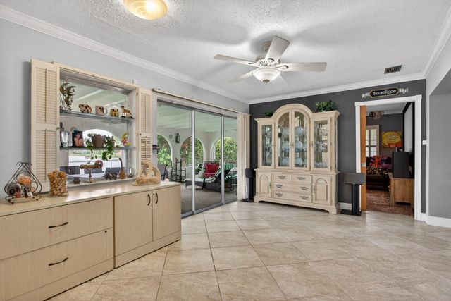 7306 NW 94th Way, Tamarac, FL 33321
