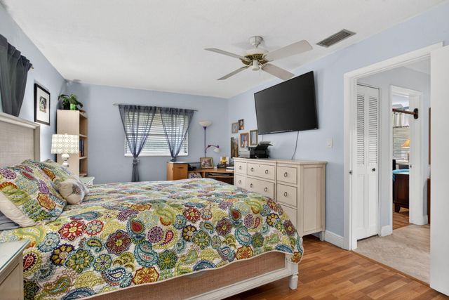 7306 NW 94th Way, Tamarac, FL 33321