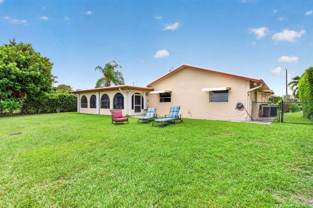 7306 NW 94th Way, Tamarac, FL 33321