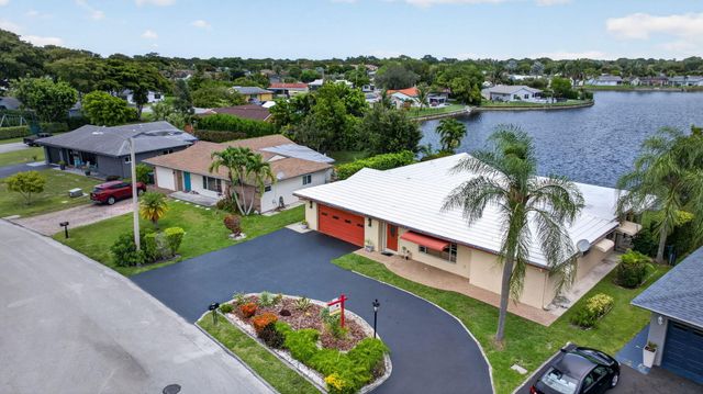 7306 NW 94th Way, Tamarac, FL 33321