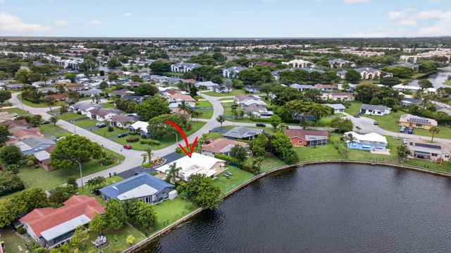 7306 NW 94th Way, Tamarac, FL 33321
