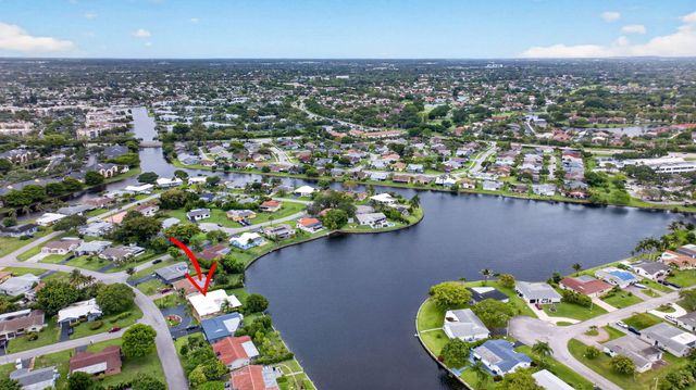 7306 NW 94th Way, Tamarac, FL 33321