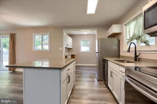 573 RITA DR, Odenton, MD 21113