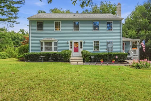 8 Glenmere Rd, Charlton, MA 01507