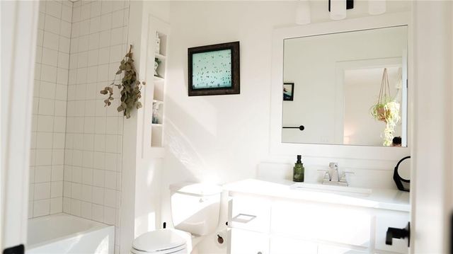 1825 Mercier st Street, Kansas City, MO 64108