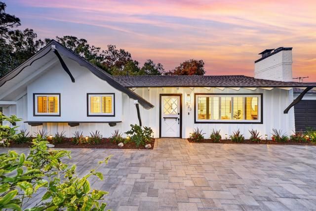 323 Glencrest Drive, Solana Beach, CA 92075