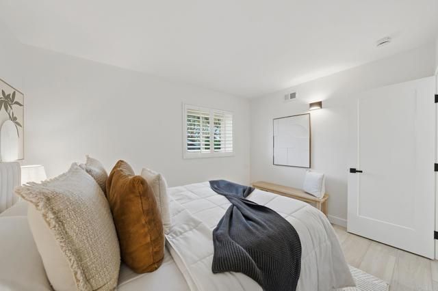 323 Glencrest Drive, Solana Beach, CA 92075