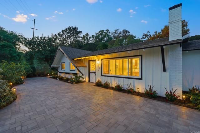 323 Glencrest Drive, Solana Beach, CA 92075