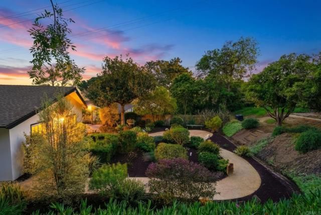 323 Glencrest Drive, Solana Beach, CA 92075