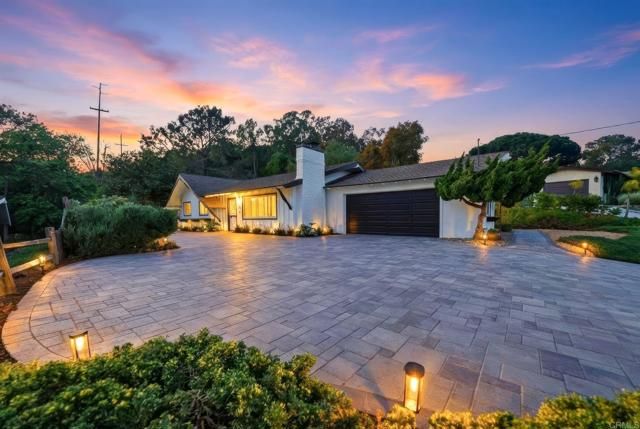 323 Glencrest Drive, Solana Beach, CA 92075