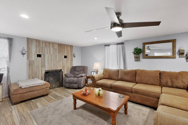 308 Dolores Drive NW, Albuquerque, NM 87105