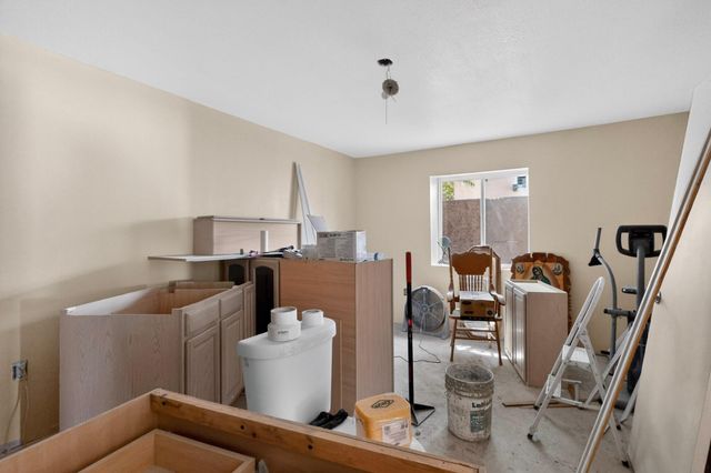 308 Dolores Drive NW, Albuquerque, NM 87105