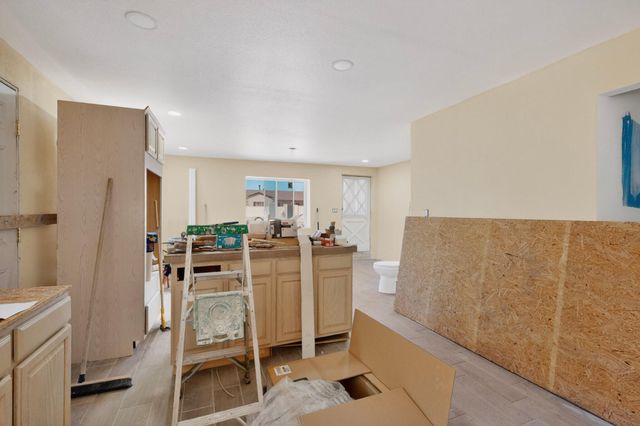 308 Dolores Drive NW, Albuquerque, NM 87105
