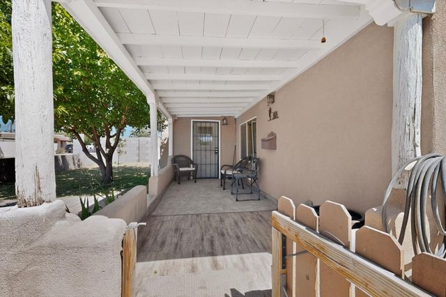 308 Dolores Drive NW, Albuquerque, NM 87105