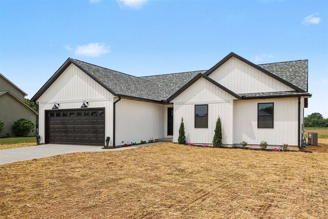 124 Jeremy Street, Constantine, MI 49042