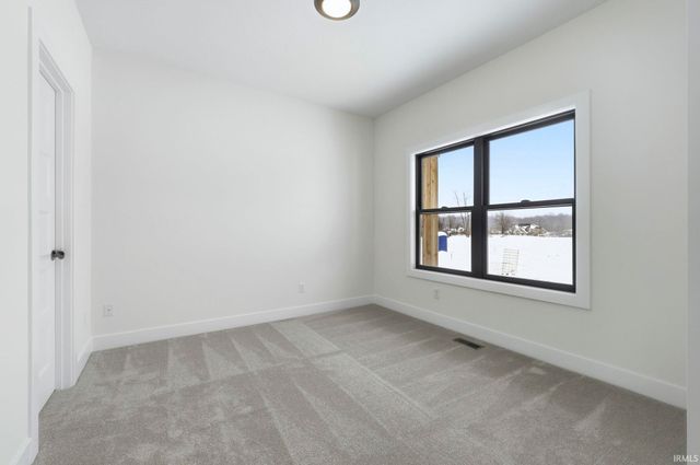 17663 Seahawk Lane, Huntertown, IN 46748