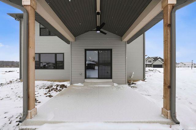 17663 Seahawk Lane, Huntertown, IN 46748