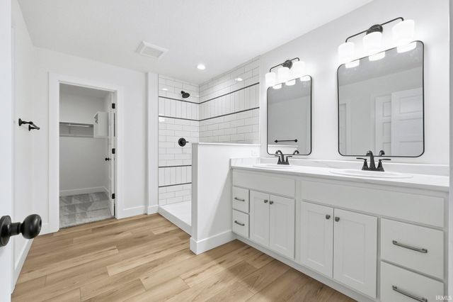 17663 Seahawk Lane, Huntertown, IN 46748