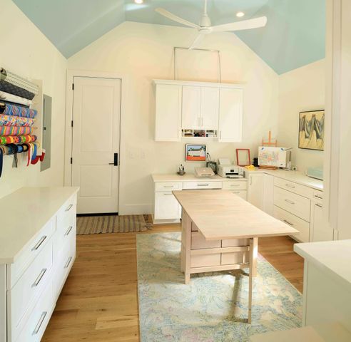960 Mccants Drive, Mount Pleasant, SC 29464