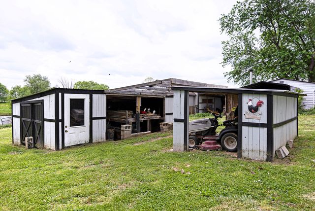 1794 Kirkwood Road, Salvisa, KY 40372