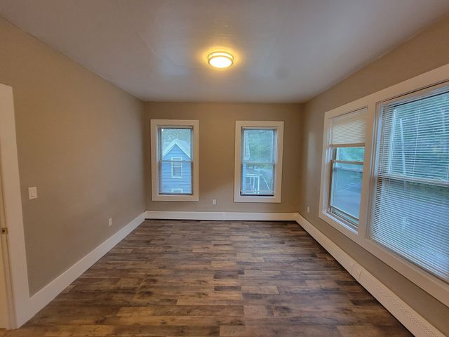 84 North Main Street 2, Grafton, MA 01519