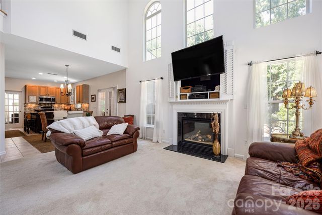 211 Alnwick Lane, Waxhaw, NC 28173
