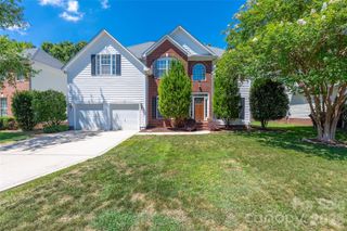 211 Alnwick Lane, Waxhaw, NC 28173