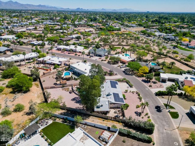 5854 E ONYX Avenue, Paradise Valley, AZ 85253