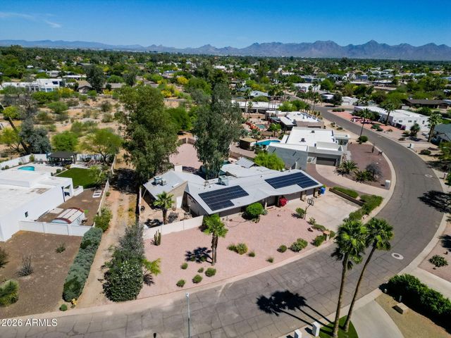 5854 E ONYX Avenue, Paradise Valley, AZ 85253