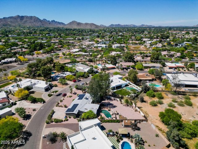 5854 E ONYX Avenue, Paradise Valley, AZ 85253