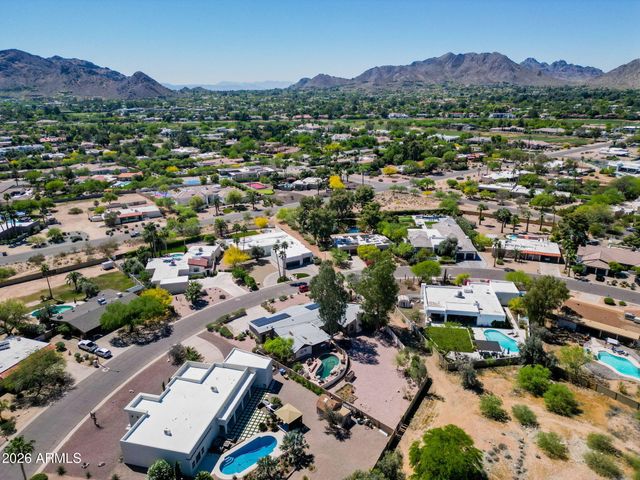 5854 E ONYX Avenue, Paradise Valley, AZ 85253