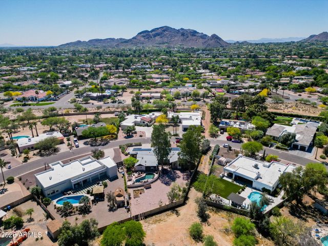 5854 E ONYX Avenue, Paradise Valley, AZ 85253