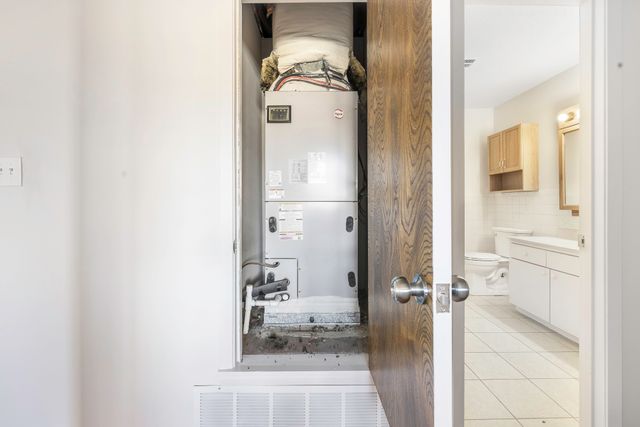 1002 W Wrights Avenue, Comanche, TX 76442