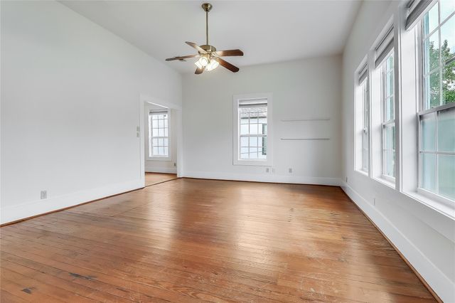 609 W 35th ST, Austin, TX 78705