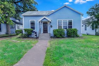 609 W 35th ST, Austin, TX 78705